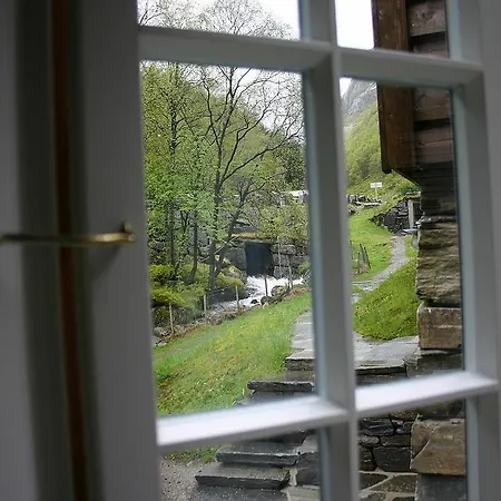 Byrkjedalstunet Hotel 3*