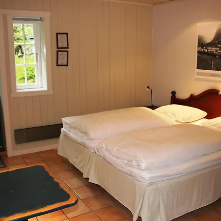 Hotel Byrkjedalstunet 3*