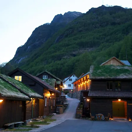 Byrkjedalstunet 3*