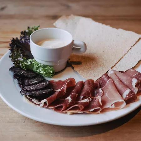 Byrkjedalstunet Hotel