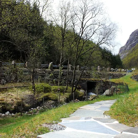 Byrkjedalstunet Hotel 3*