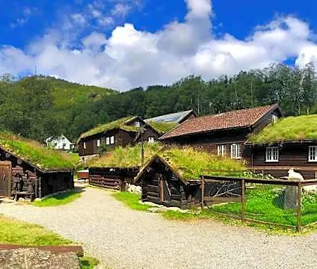 Byrkjedalstunet 3*