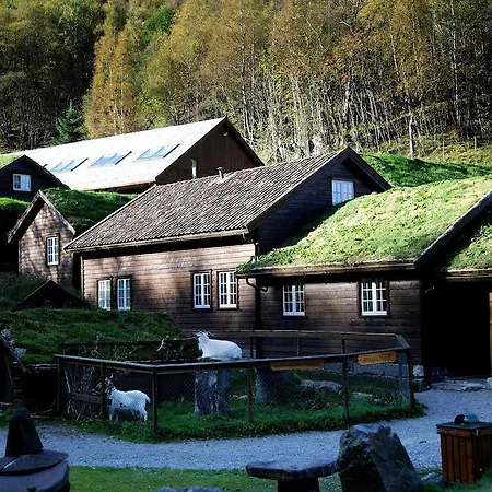 Byrkjedalstunet 3*