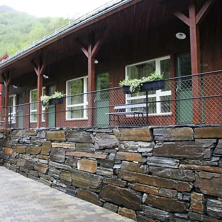 Byrkjedalstunet Hotel Byrkjedal