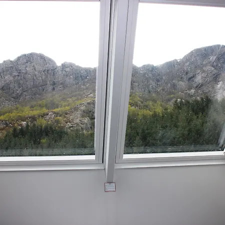 Ξενοδοχείο Byrkjedalstunet 3*